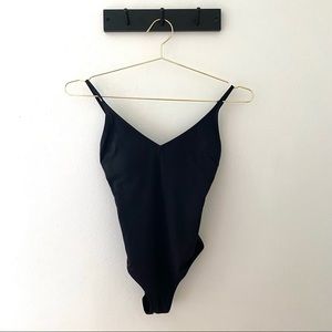 Classic Swimsuit Spaghetti-Strap One-Piece Black